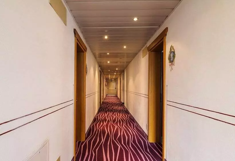 Отель Santanton