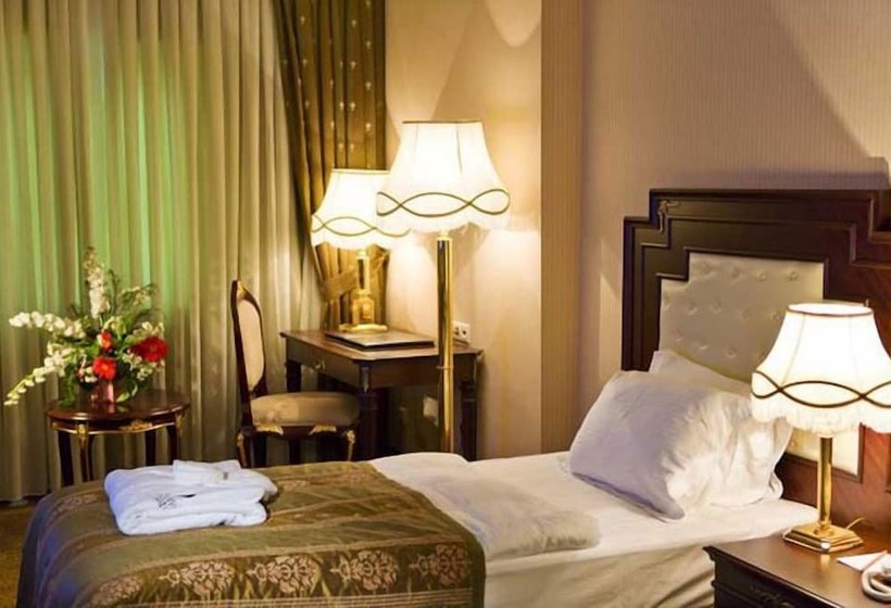 هتل Latanya Palm & Spa Airport Antalya