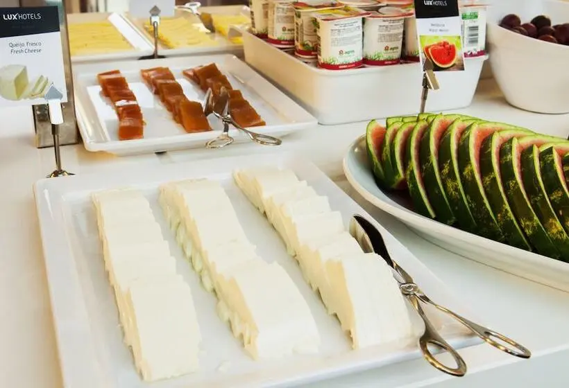 Lux Fatima Park   Hotel, Suites & Residence