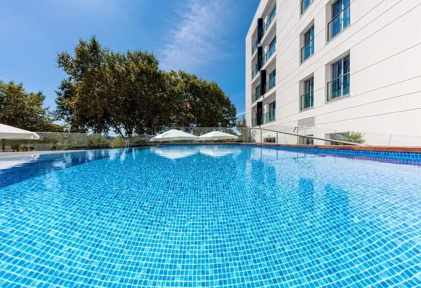 Lux Fatima Park   Hotel, Suites & Residence