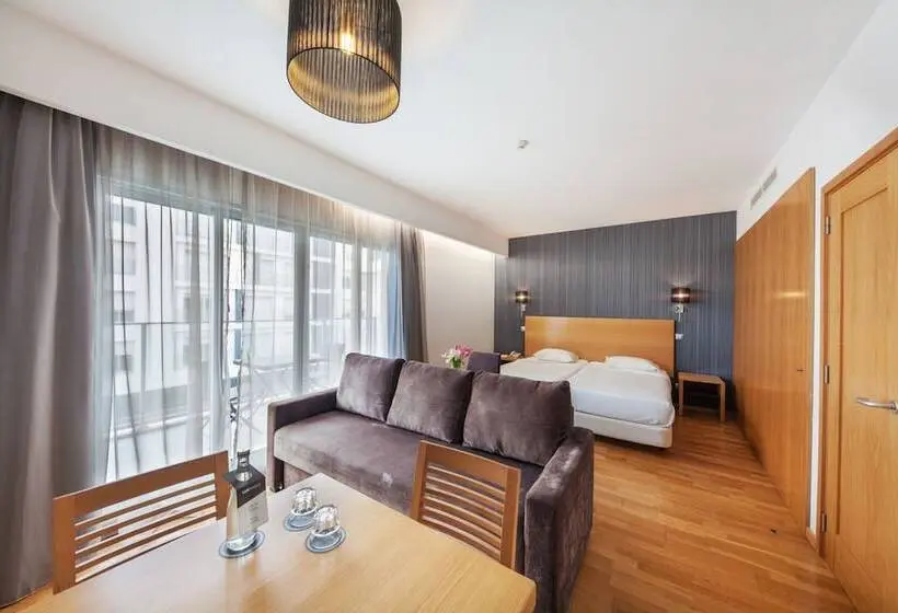 Lux Fatima Park   Hotel, Suites & Residence