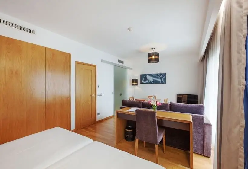 Lux Fatima Park   Hotel, Suites & Residence