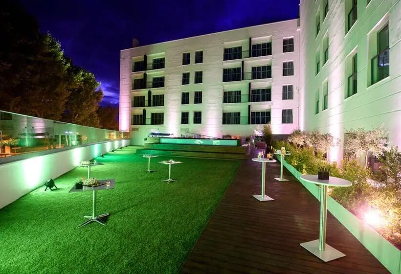 Lux Fatima Park   Hotel, Suites & Residence