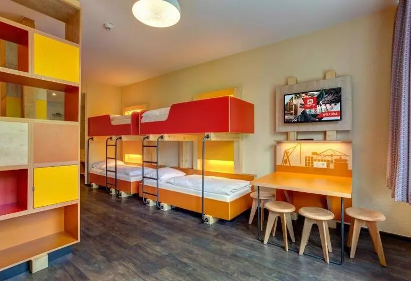 Meininger Hotel Hamburg City Center