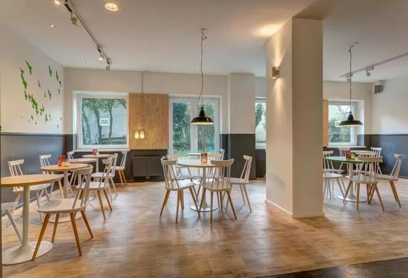 Meininger Hotel Hamburg City Center