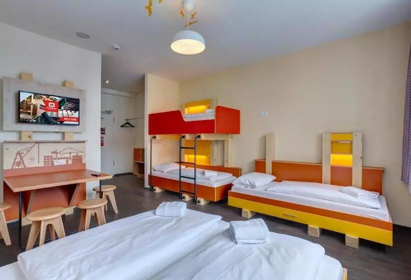 Meininger Hotel Hamburg City Center