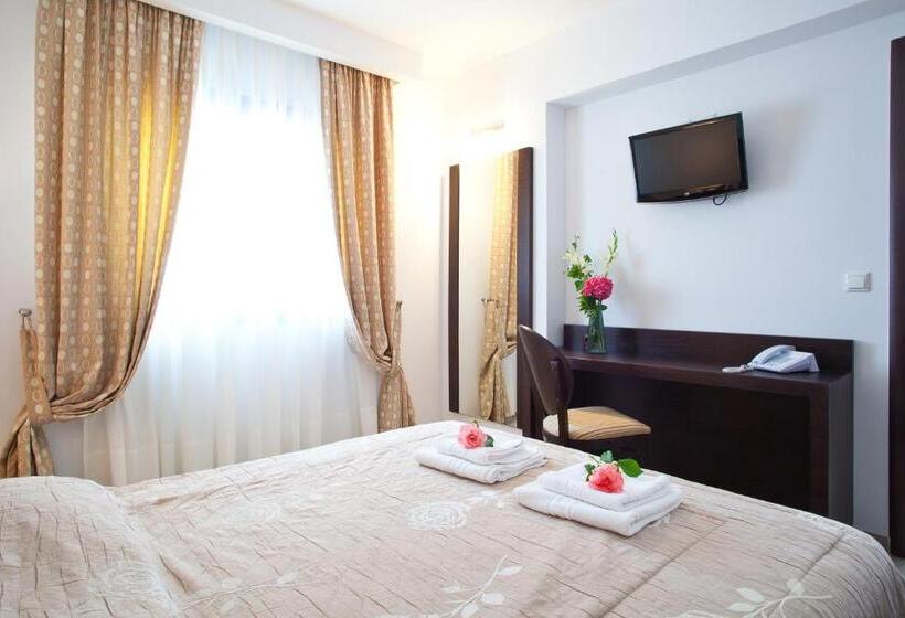 בית מלון כפרי Porto Koufo