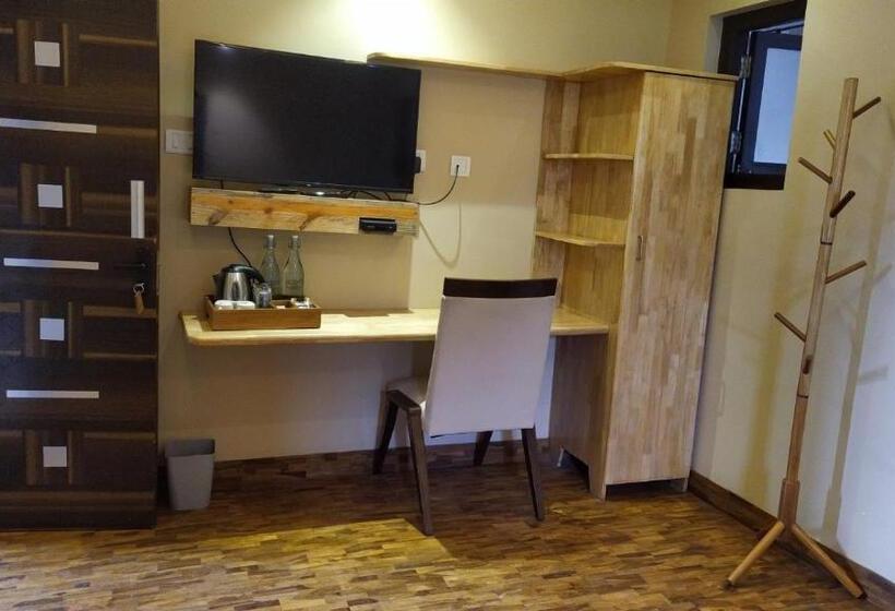 Bed and Breakfast Cottages By The Creek