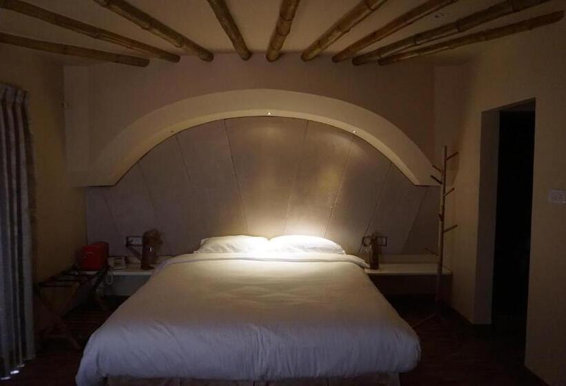 Bed and Breakfast Cottages By The Creek