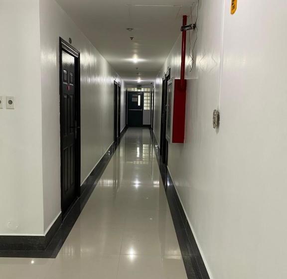 Hotel Oyo 732 Dansalan Suites