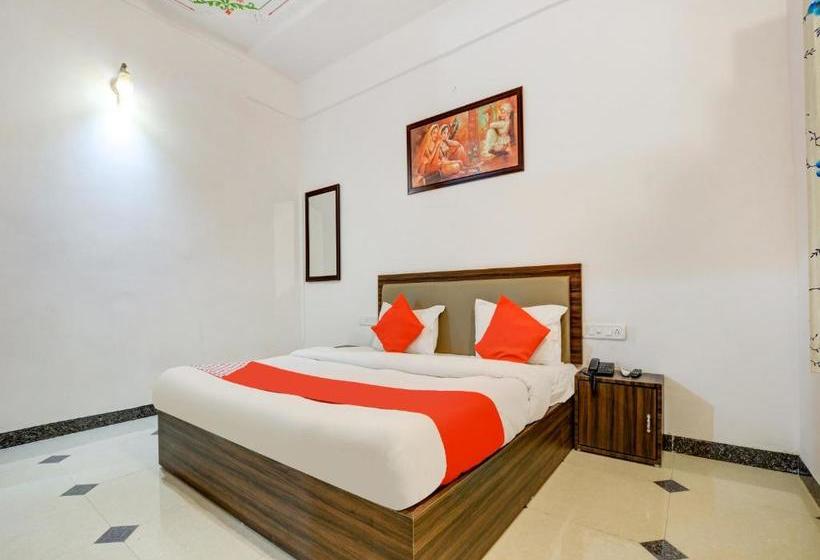 Hotel Oyo 77534 Gaj Palace