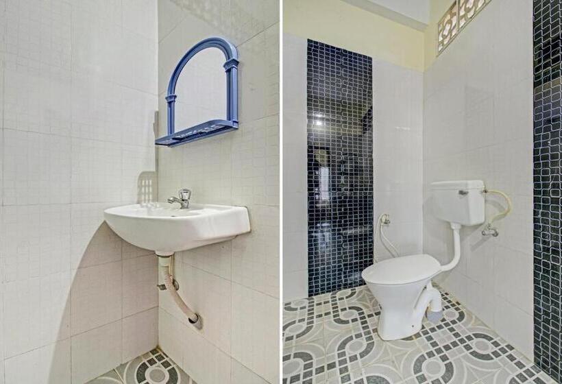 בית מלון כפרי Spot On J P Tourist Home