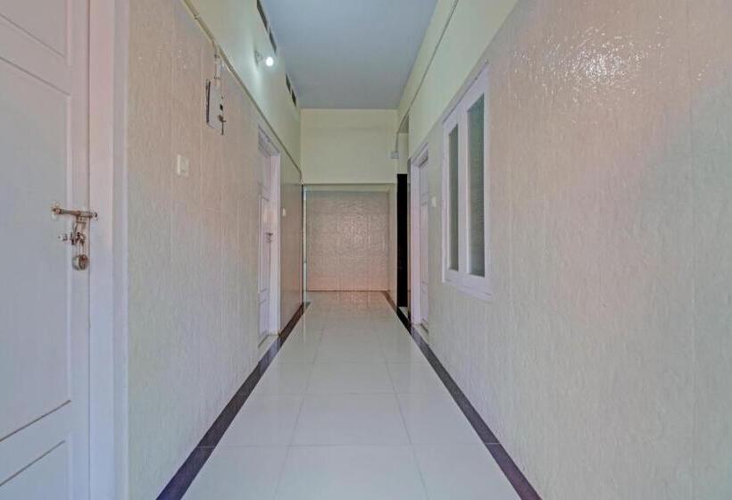 בית מלון כפרי Spot On J P Tourist Home