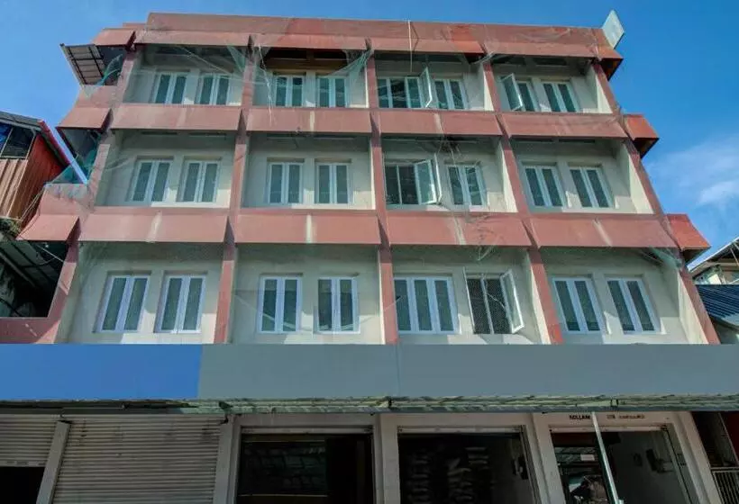هتل Spot On J P Tourist Home