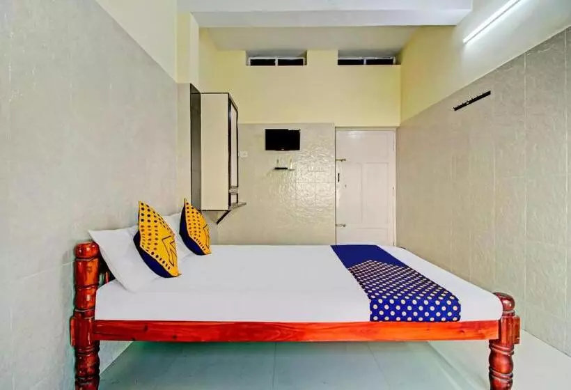 هتل Spot On J P Tourist Home