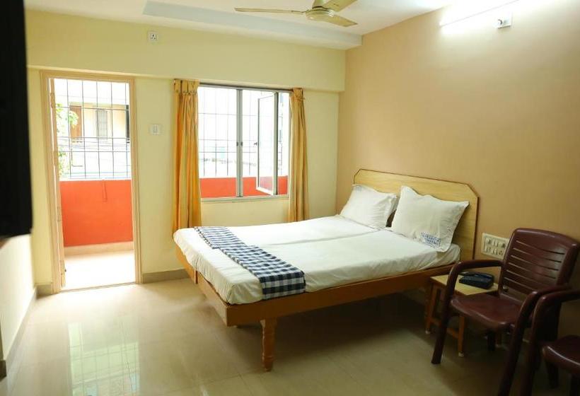 Hotel Suprabath Towers