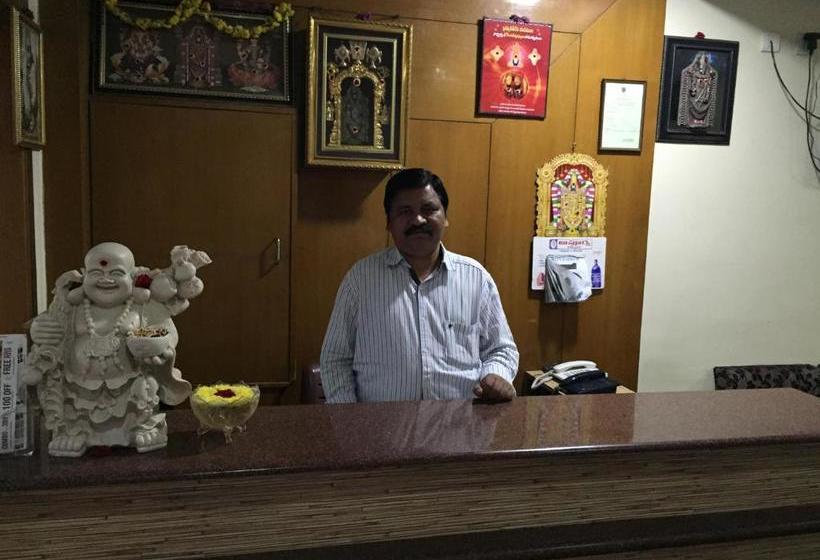 Hotel Suprabath Towers