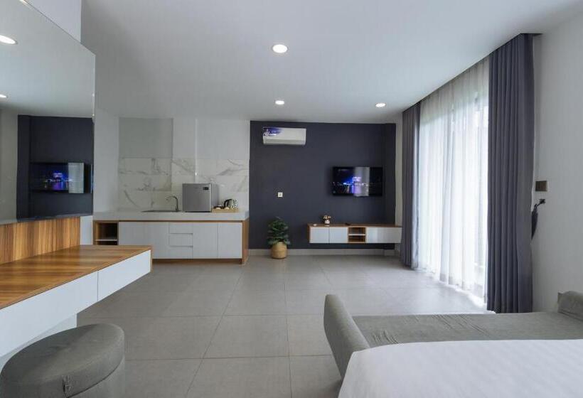 Ss Hotel & Residence