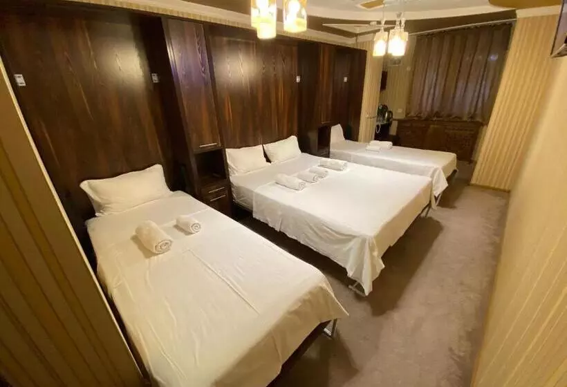 Budget Hostel