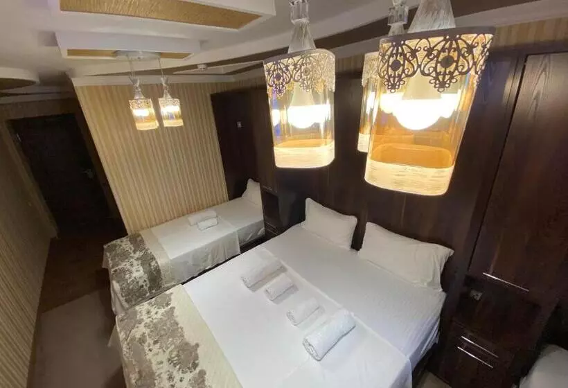 Budget Hostel
