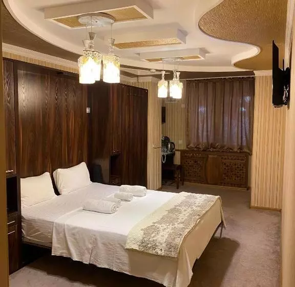 Budget Hostel