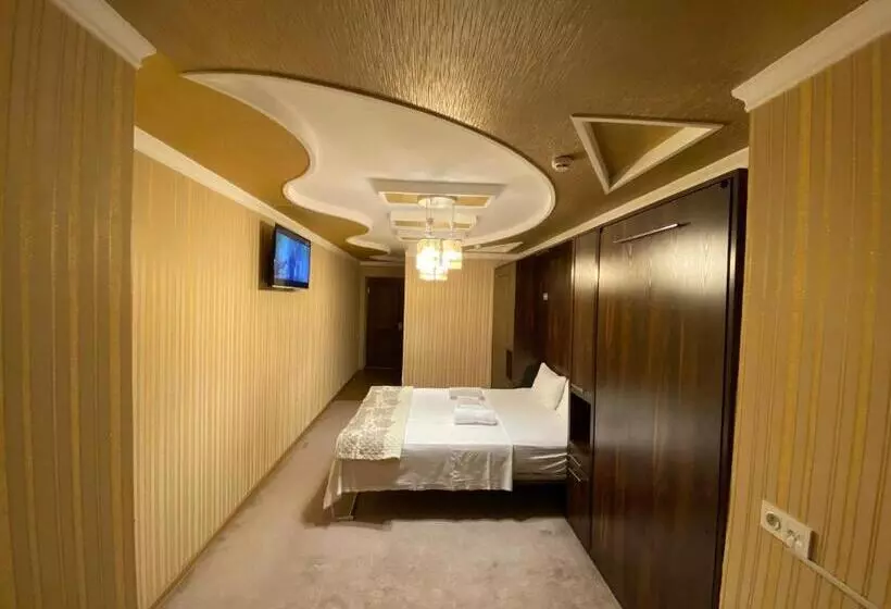 Budget Hostel
