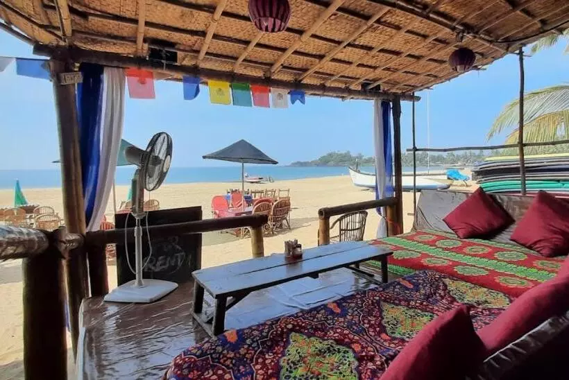 Hotelli Hare S Bar And Restaurant