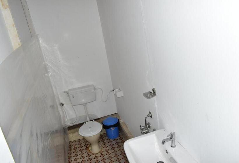 Hotel Hare S Bar And Restaurant