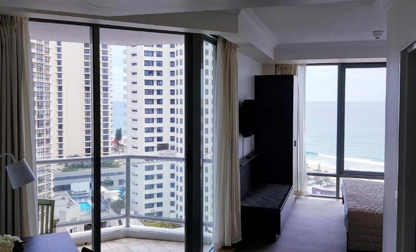 فندق Legends One Bedroom Apartment   Coasthm