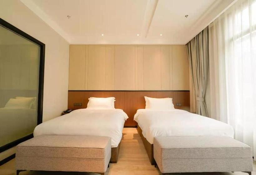 בית מלון כפרי Minyu