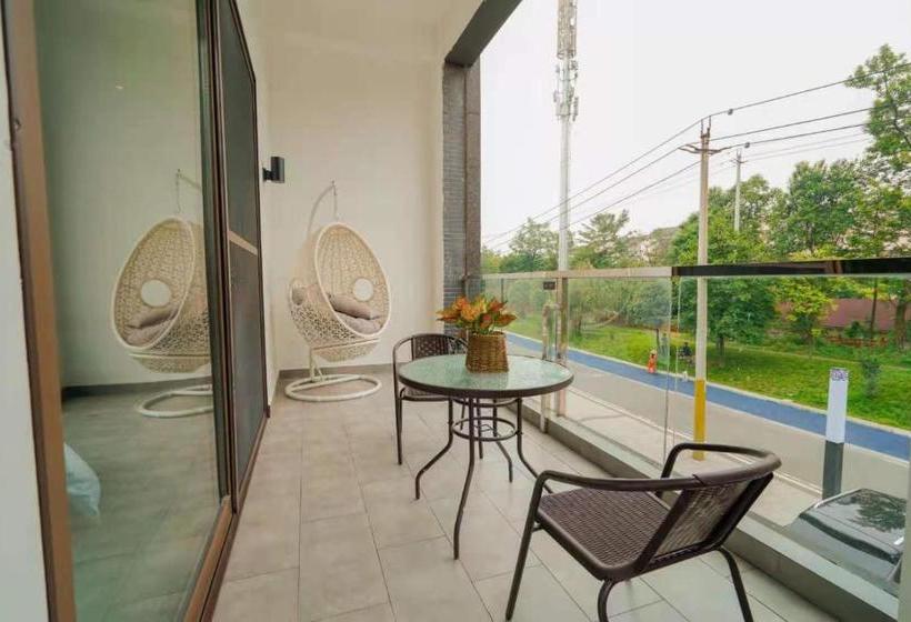 בית מלון כפרי Minyu