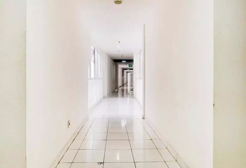 هتل Oyo 90196 Enda Rooms