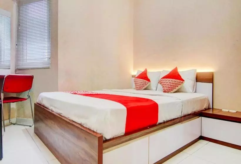 هتل Oyo 90196 Enda Rooms