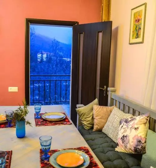 Hotelli Paxlava Guesthouse & Restaurant