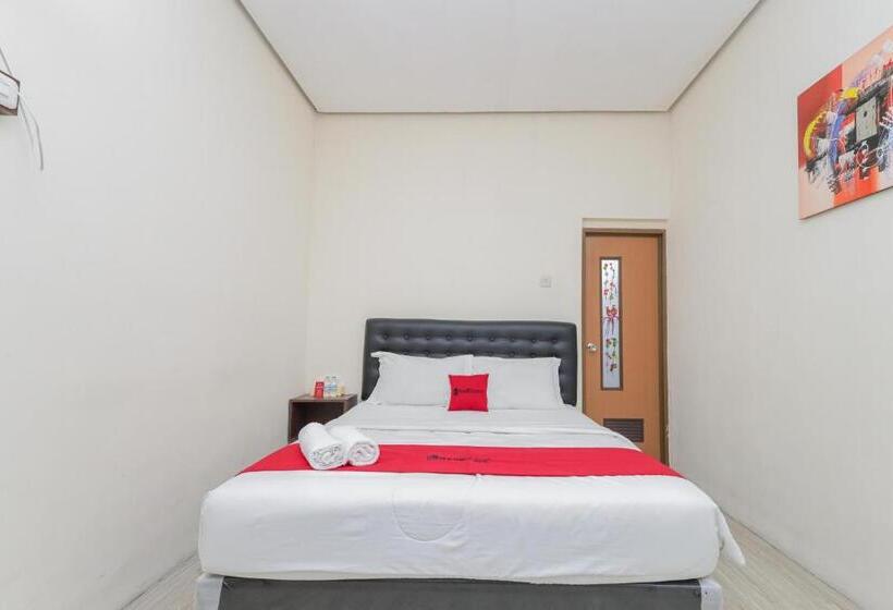 Hotel Reddoorz At Wr Supratman Batu