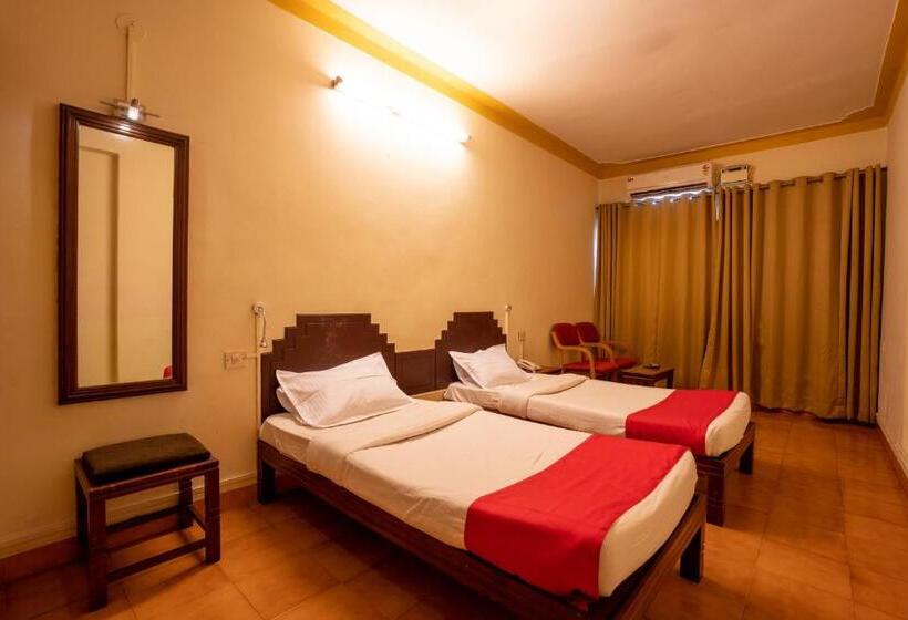 Отель The Sincro