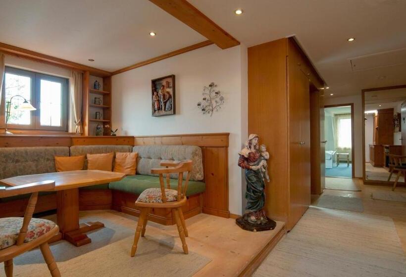 ペンション Dorfwirt Pfronten