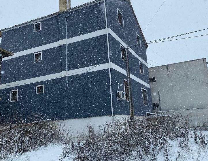 پانسیون Villa Elear