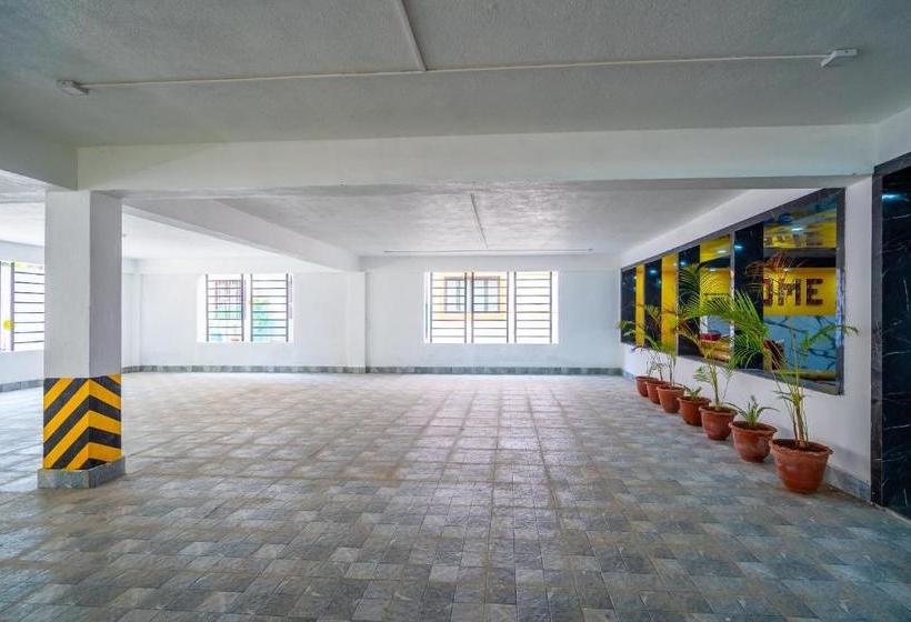 פנסיון Oyo 77457 Signature Residency Serenity Beach