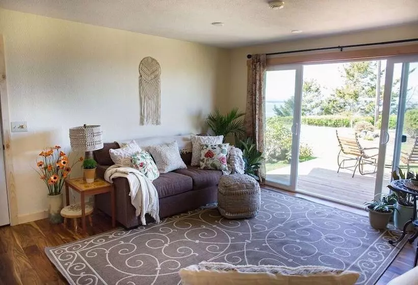 Retkeilymaja Dungeness Bay Cottages