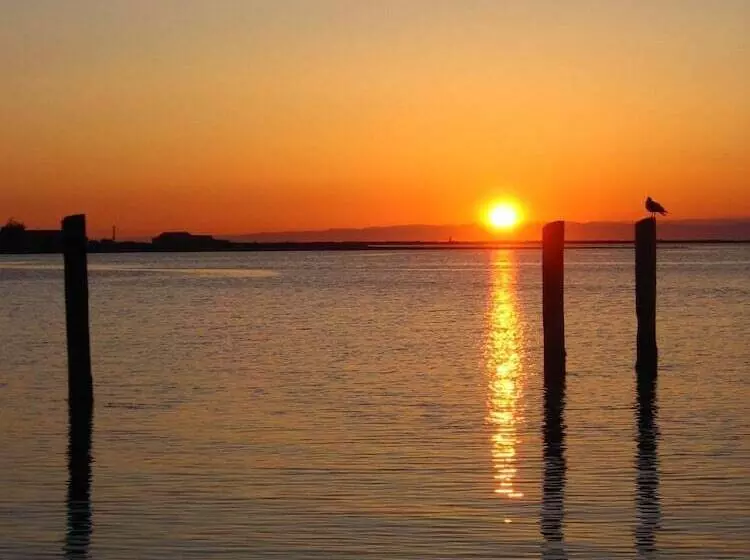 Retkeilymaja Dungeness Bay Cottages