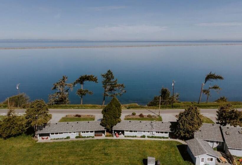 Hostel Dungeness Bay Cottages