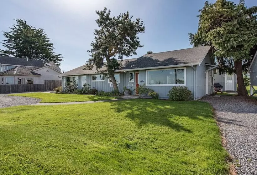 Retkeilymaja Dungeness Bay Cottages