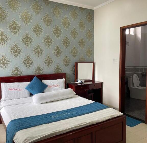 Anh Tuấn Hotel & Coffee   Pleiku, Gia Lai