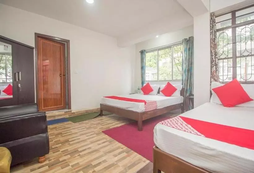 Hotel Ava Inn