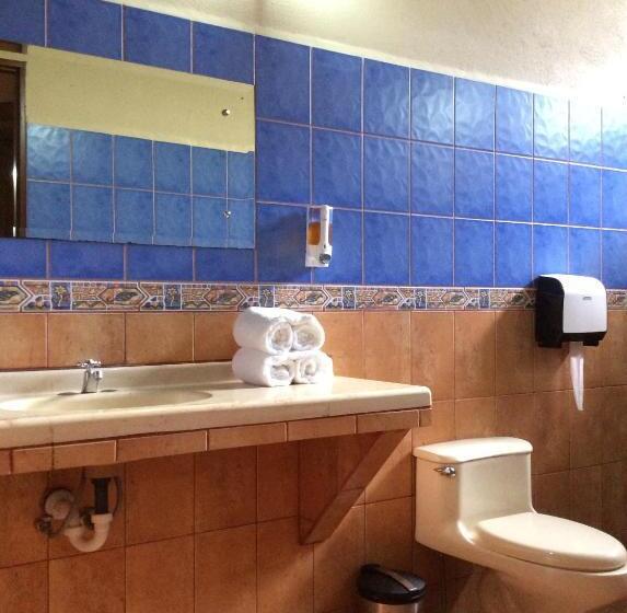 Hotel Confort Arenal