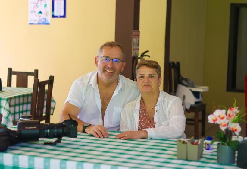 Hotel Confort Arenal