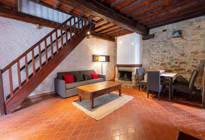 هتل Le Chateau D Argens