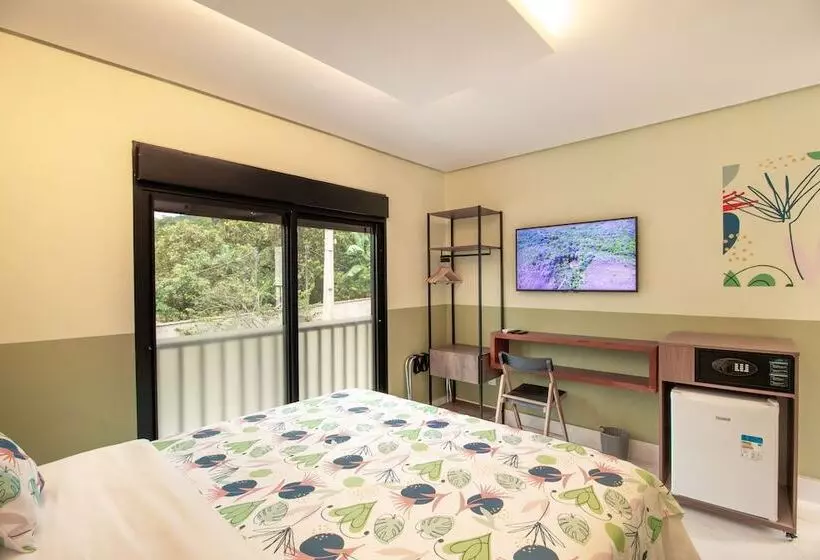 ホテル Pousada Flores Do Carmo