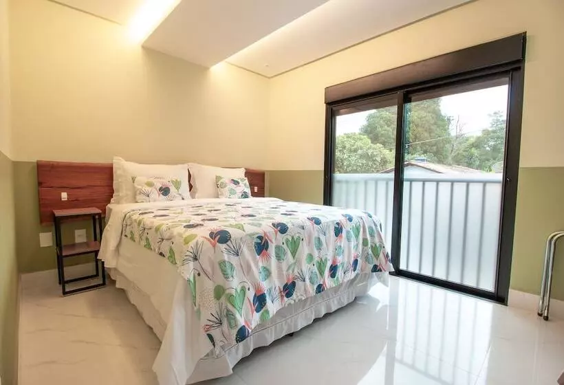 ホテル Pousada Flores Do Carmo